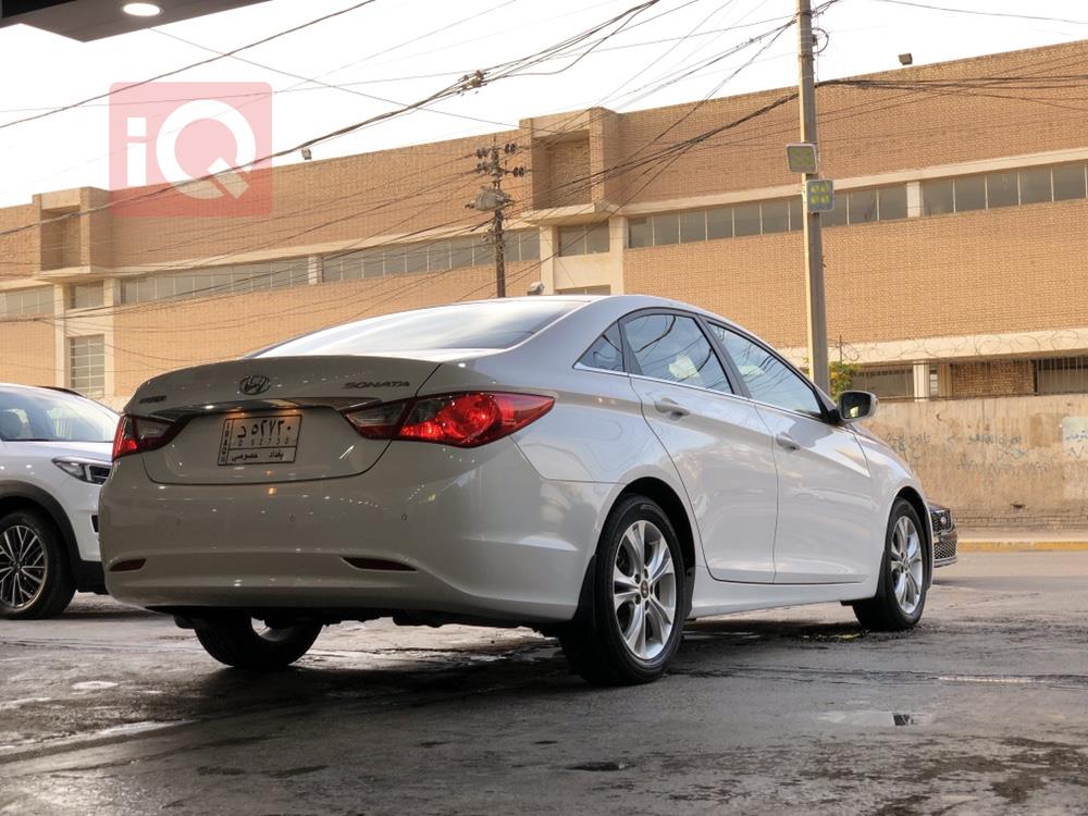 هیوندای سۆناتا